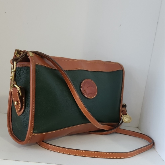 Vintage Dooney and bourke Olive Green Color Pebbled Leather/Tan Crossbody bag - Picture 8 of 13
